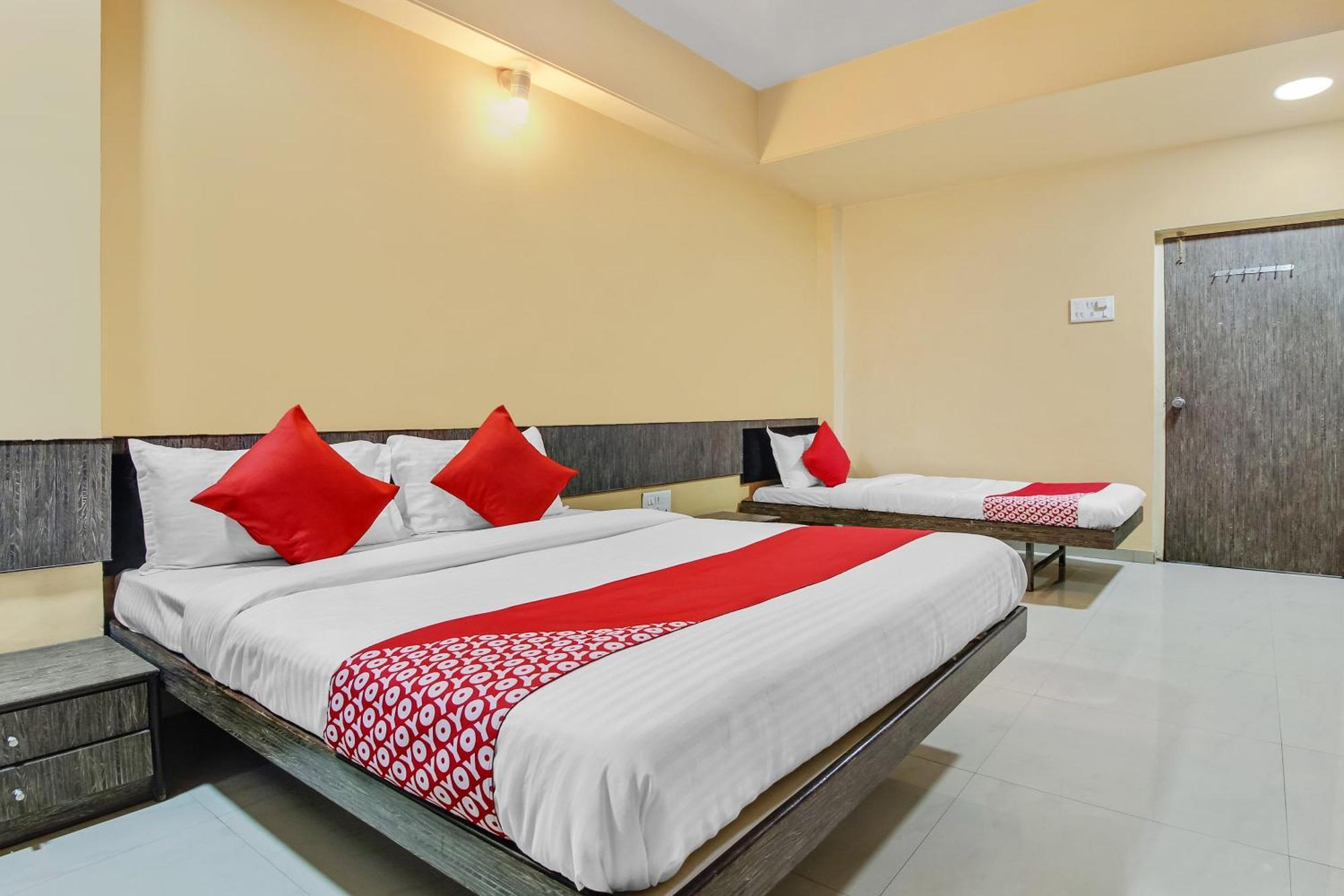 Hotel O Priyanka Residency Солапур Экстерьер фото
